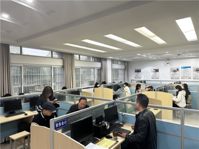 会计学院开展“学评教”活动暨学生座谈会